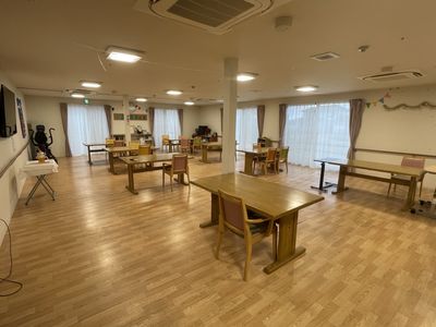 広々としたラウンジ