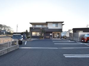 清潔な外観の建物