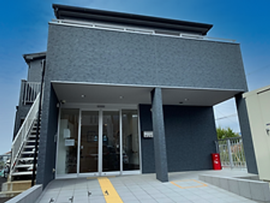清潔感のある施設の入口