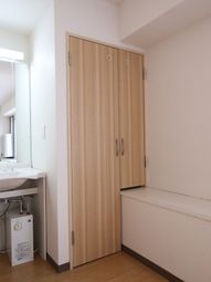 木目調のクローゼット