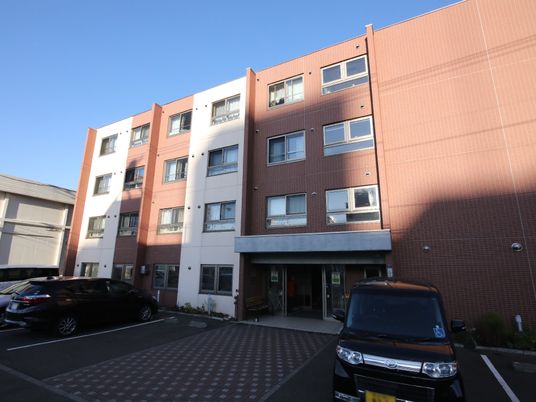 多階層建物の外観