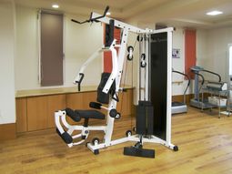 トレーニング器具と床