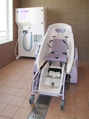 バリアフリー機能の浴槽