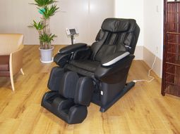 マッサージチェアのある部屋