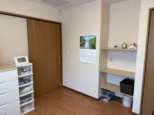 木目調の居室