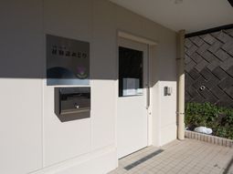 清潔感のあるエントランス