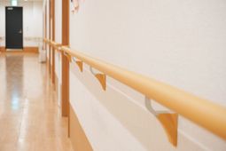 廊下の手すり