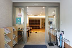 エントランスホールの様子