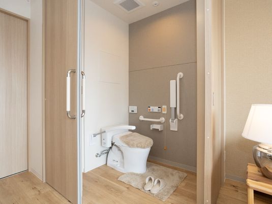 バリアフリーのトイレ設備