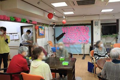 和やかな交流の場