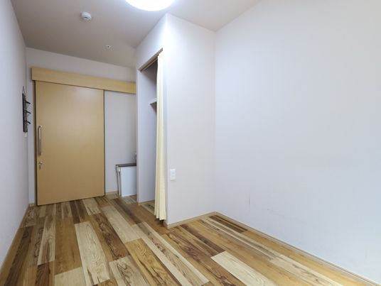 シンプルな廊下