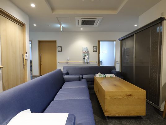 リラックスできるラウンジ空間