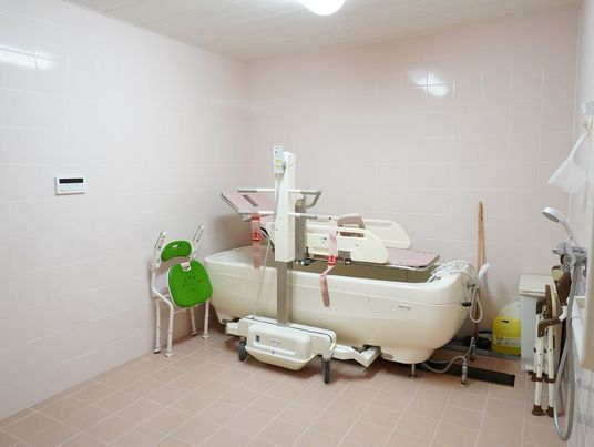 清潔な浴室設備