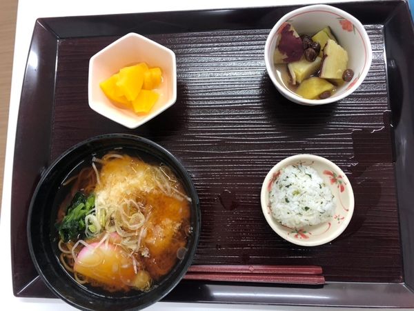 お食事セットの風景