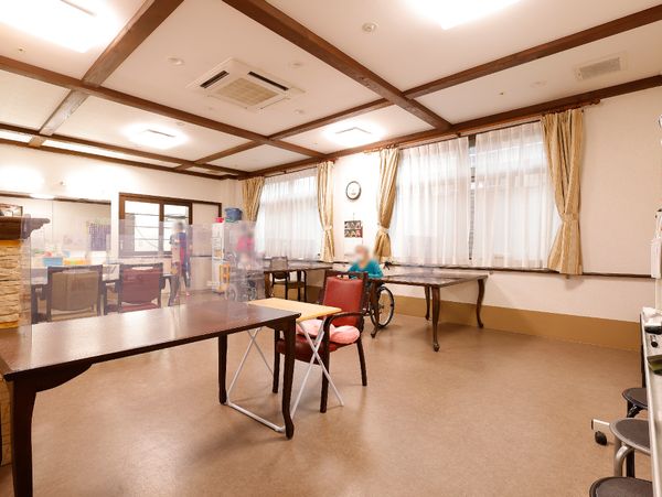 広々とした居心地の良い部屋