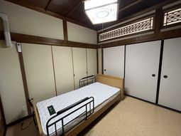 ベッドのある居室