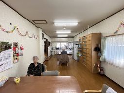 明るい室内リビング