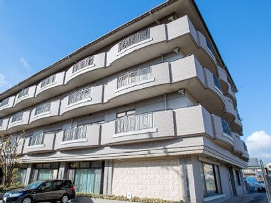 外観の建物正面  