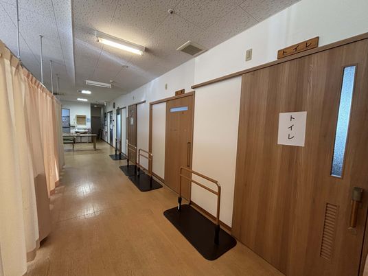 設備が整った廊下
