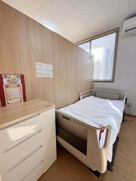 優しい光が注ぐ居室