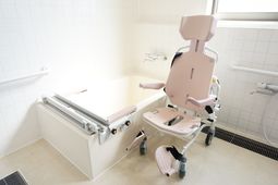 バリアフリー浴室設備