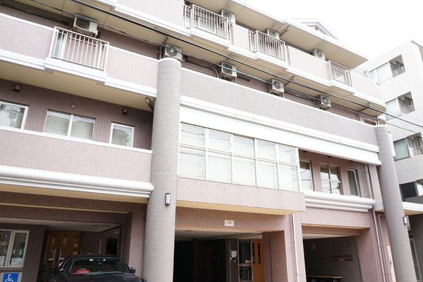 建物の入口部分