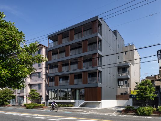 都市型施設の外観