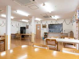 明るいダイニングルーム