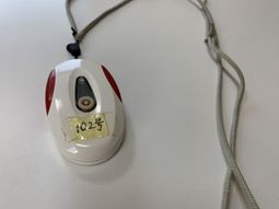 緊急ボタンのデバイス