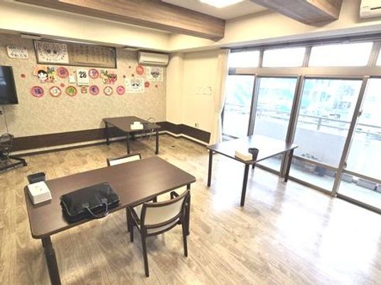 明るい多目的室  