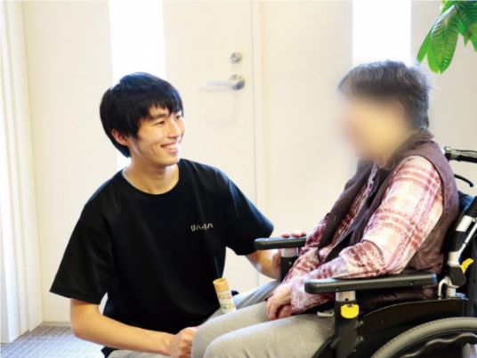 スタッフと利用者の会話