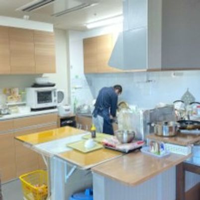 調理中のキッチン