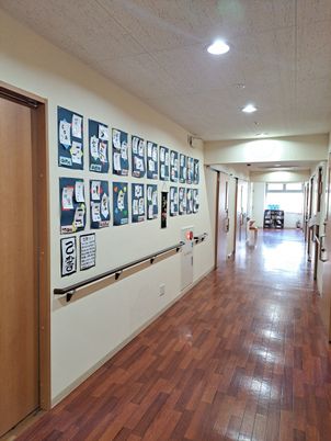 明るい廊下  
