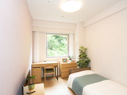 明るい個室窓付き