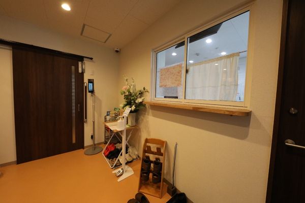 入口近くの廊下部分
