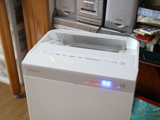 空気清浄機が稼働中