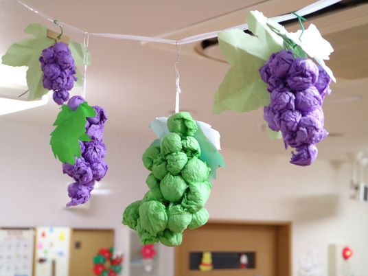 手作りぶどうの飾りつけ