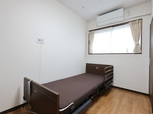 居室のシンプルな空間