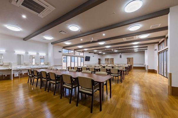 清潔な食堂の風景