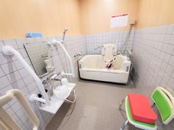 バリアフリー対応浴室設備