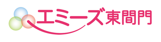 明るいリビング空間