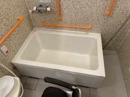 滑り止め付き浴槽