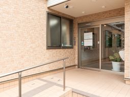 明るいエントランス