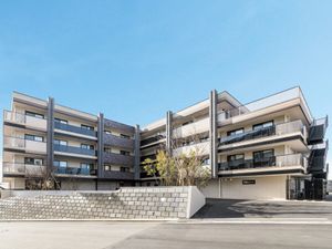 多階層の建物外観