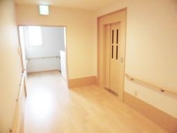 シンプルな居室デザイン