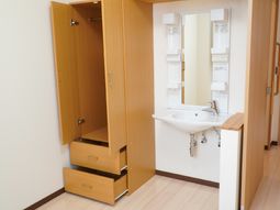 洗面台とクローゼットの配置