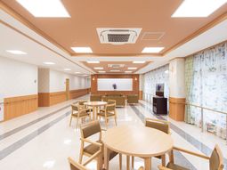 清潔なダイニングエリア