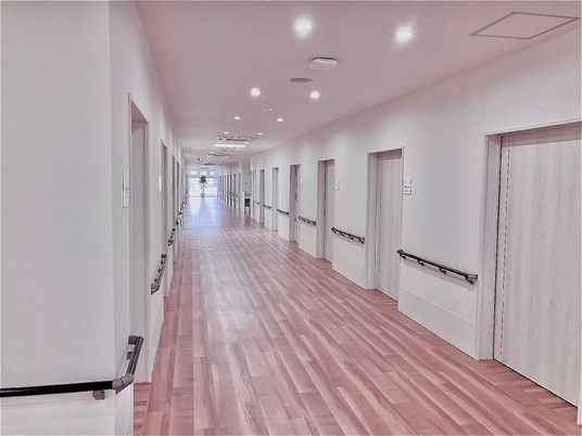 廊下のきれいなビュー