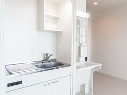 清潔な洗面台付き居室