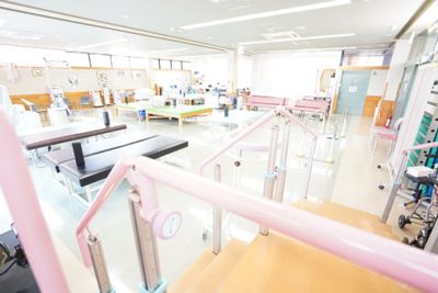 明るい機能訓練室